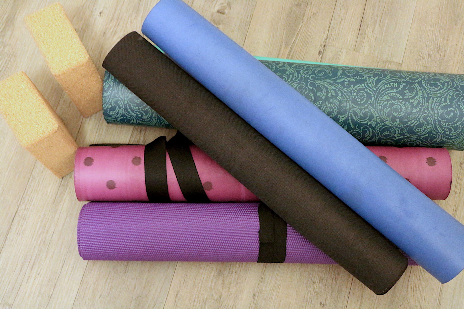 Comment bien choisir son tapis  de Yoga  Chronique d une yogi